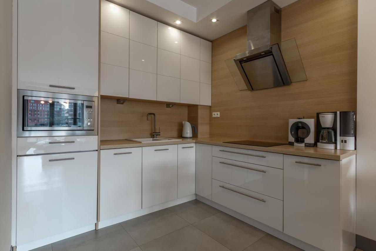 Citystay Ambra Waterlane Apartment Gdańsk Rum bild